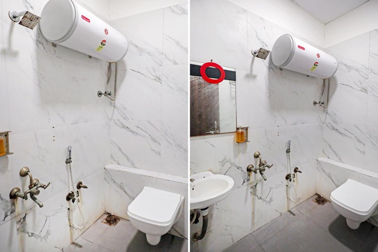 Hotel Gokul Solitaire, Surat Bhatha Bagian luar foto